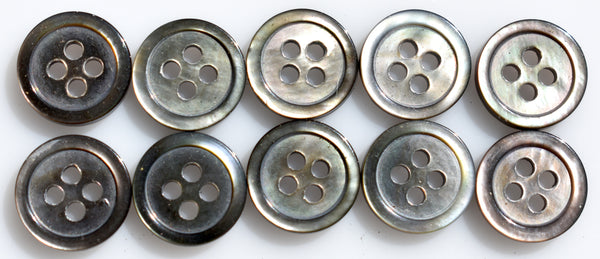 SFG Mother of Pearl Buttons (Smoke, 14L 9mm Qty 20)